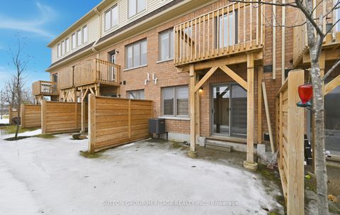 Photo 29 at 44 - 209 Danzatore Path, Windfields, Oshawa