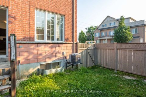 Photo 2 at 3 Herzberg Gardens, York University Heights, Toronto