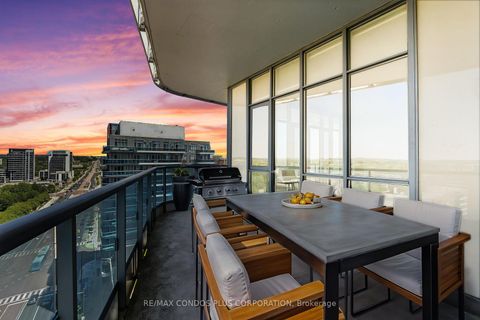 Photo 13 at Lph15 - 9471 Yonge Street, Observatory, Richmond Hill