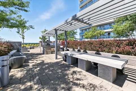 Photo 21 at Lph15 - 9471 Yonge Street, Observatory, Richmond Hill