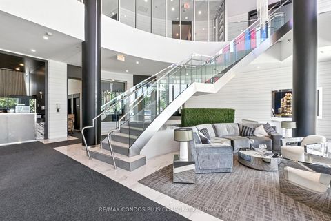 Photo 24 at Lph15 - 9471 Yonge Street, Observatory, Richmond Hill