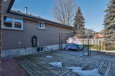 Photo 19 at 166 Lynnbrook Drive, Woburn, Toronto