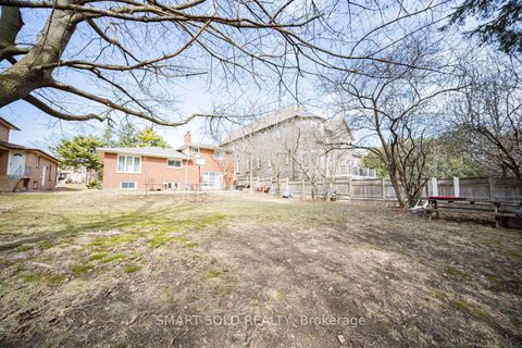 Photo 6 at 75 Stockdale Crescent, North Richvale, Richmond Hill