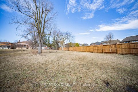 Photo 7 at 75 Stockdale Crescent, North Richvale, Richmond Hill