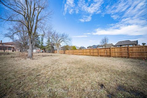 Photo 8 at 75 Stockdale Crescent, North Richvale, Richmond Hill