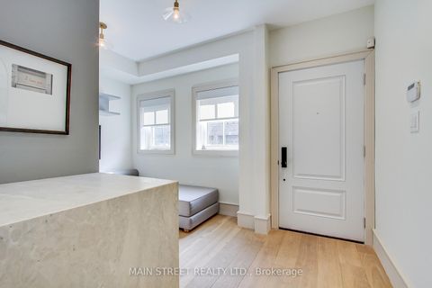 Photo 3 at 27 - 12 Powseland Crescent, West Woodbridge, Vaughan