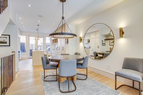 Photo 15 at 27 - 12 Powseland Crescent, West Woodbridge, Vaughan