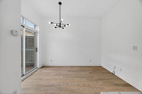 Photo 13 at 102 - 5940 Yonge Street, Newtonbrook West, Toronto