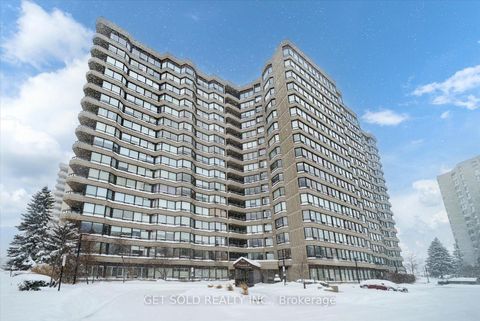 Photo 1 at 903 - 7440 Bathurst Street, Brownridge, Vaughan