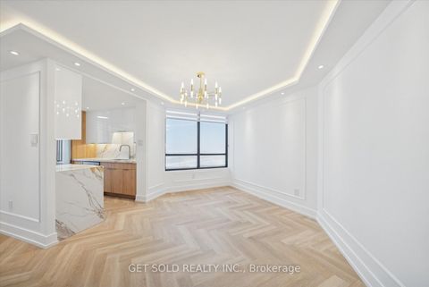 Photo 6 at 903 - 7440 Bathurst Street, Brownridge, Vaughan