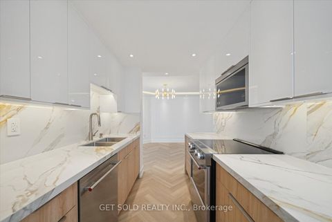 Photo 11 at 903 - 7440 Bathurst Street, Brownridge, Vaughan