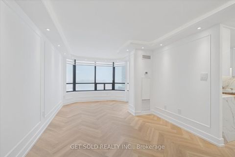 Photo 15 at 903 - 7440 Bathurst Street, Brownridge, Vaughan