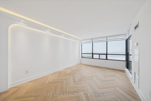 Photo 17 at 903 - 7440 Bathurst Street, Brownridge, Vaughan