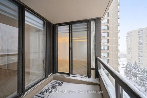 Photo 32 at 903 - 7440 Bathurst Street, Brownridge, Vaughan