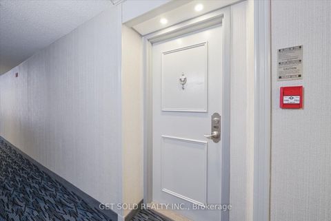 Photo 33 at 903 - 7440 Bathurst Street, Brownridge, Vaughan
