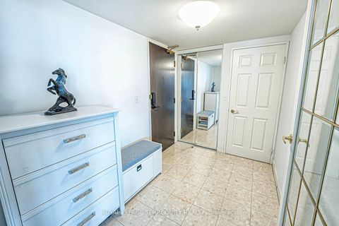 Photo 2 at 2610 - 23 Hollywood Avenue, Willowdale East, Toronto