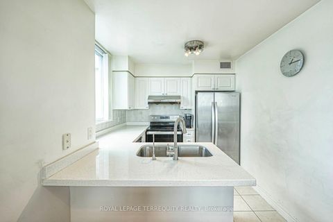 Photo 18 at 2610 - 23 Hollywood Avenue, Willowdale East, Toronto