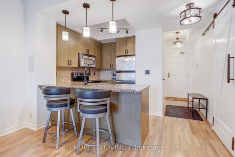 Photo 11 at 1101 - 9235 Jane Street, Maple, Vaughan