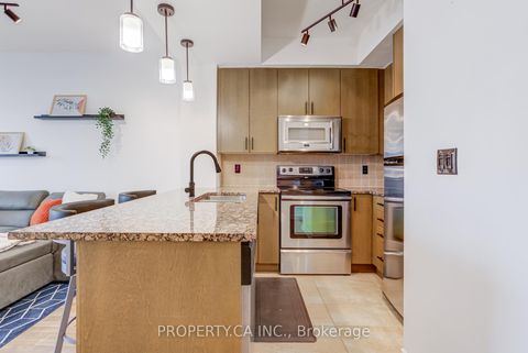 Photo 12 at 1101 - 9235 Jane Street, Maple, Vaughan