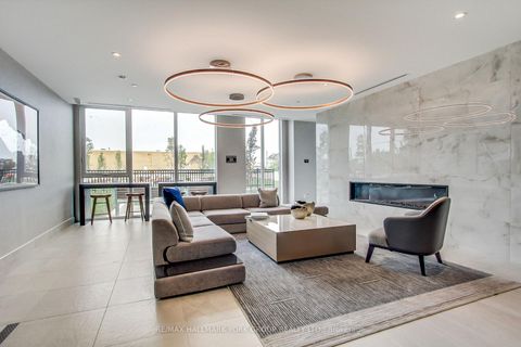 Photo 5 at 419 - 185 Deerfield Road, Central Newmarket, Newmarket