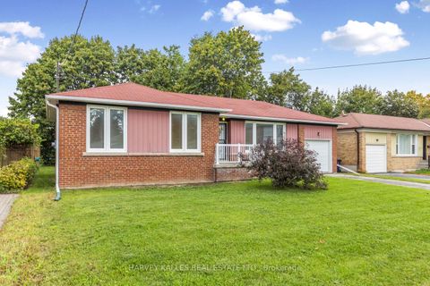 Photo 1 at 246 Brighton Avenue, Bathurst Manor, Toronto