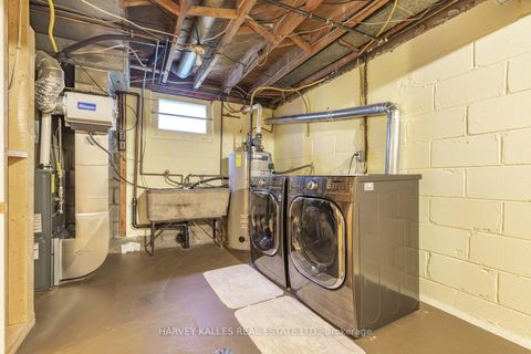 Photo 19 at 246 Brighton Avenue, Bathurst Manor, Toronto