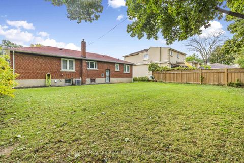 Photo 22 at 246 Brighton Avenue, Bathurst Manor, Toronto