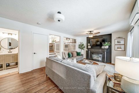 Photo 10 at 798 Lockhart Road, Rural Barrie Southeast, Barrie