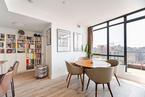 Photo 10 at 1405 - 438 King Street W, Waterfront Communities C1, Toronto