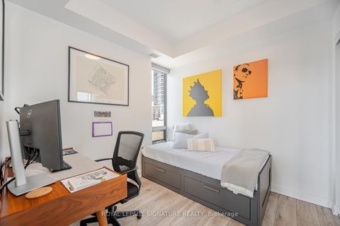 Photo 16 at 1405 - 438 King Street W, Waterfront Communities C1, Toronto