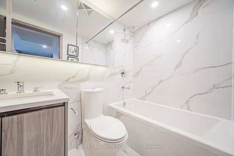 Photo 38 at 2315 - 1 Concord Cityplace Way, Waterfront Communities C1, Toronto