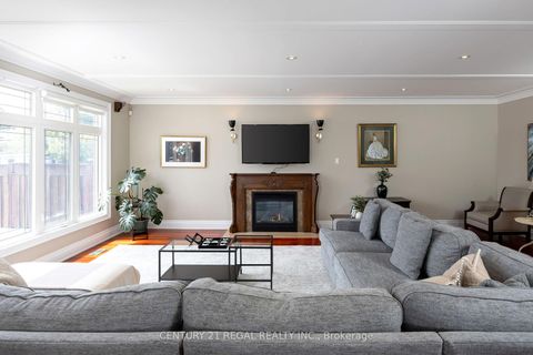 Photo 18 at 127 Sultana Avenue, Lawrence, Toronto