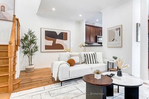 Photo 10 at 61 Romance Drive, Rouge Woods, Richmond Hill