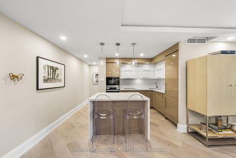 Photo 5 at 301 - 235 St Clair Avenue W, Casa Loma, Toronto