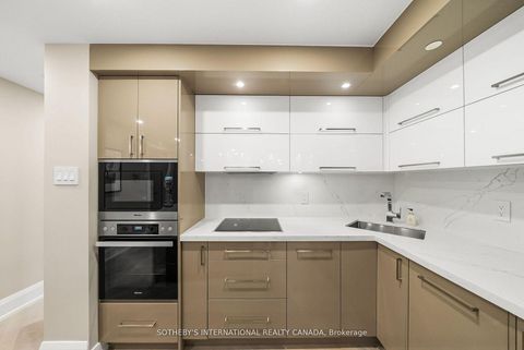 Photo 7 at 301 - 235 St Clair Avenue W, Casa Loma, Toronto