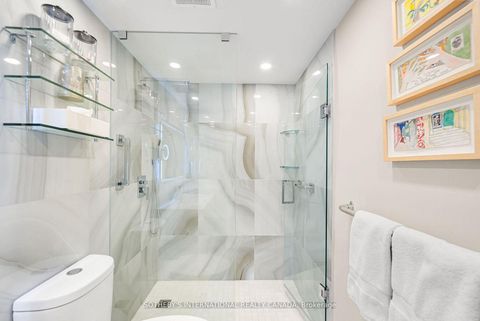 Photo 23 at 301 - 235 St Clair Avenue W, Casa Loma, Toronto