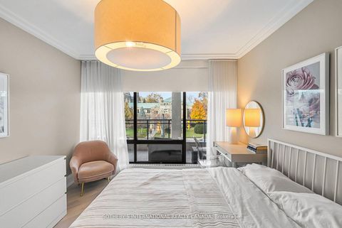 Photo 25 at 301 - 235 St Clair Avenue W, Casa Loma, Toronto