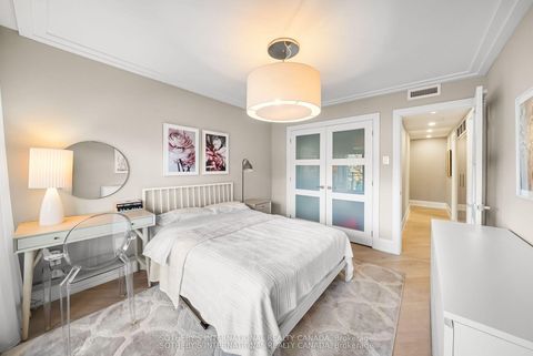 Photo 26 at 301 - 235 St Clair Avenue W, Casa Loma, Toronto