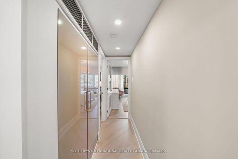 Photo 27 at 301 - 235 St Clair Avenue W, Casa Loma, Toronto