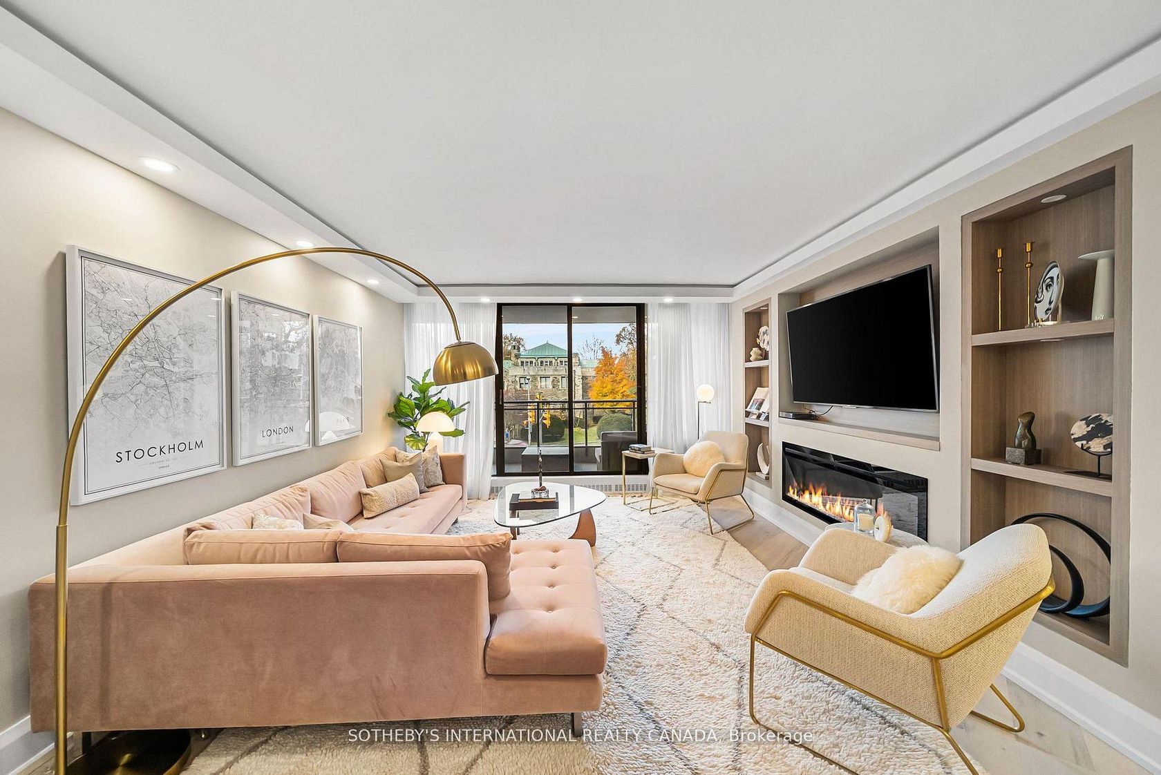 301 - 235 St Clair Avenue W, Casa Loma, Toronto by Loree Meneguzzi Real Estate 301 - 235 St Clair Avenue W, Casa Loma, Toronto