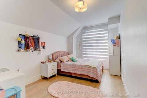 Photo 22 at 30 Glen Echo Road, Lawrence Park North, Toronto