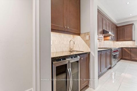 Photo 29 at 95 Strawbridge Farm Drive, Aurora Grove, Aurora