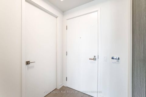 Photo 5 at 1208 - 30 Ordnance Street, Niagara, Toronto