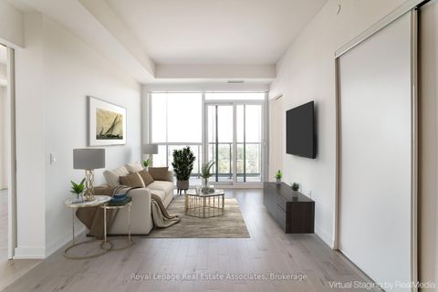 Photo 8 at 1208 - 30 Ordnance Street, Niagara, Toronto