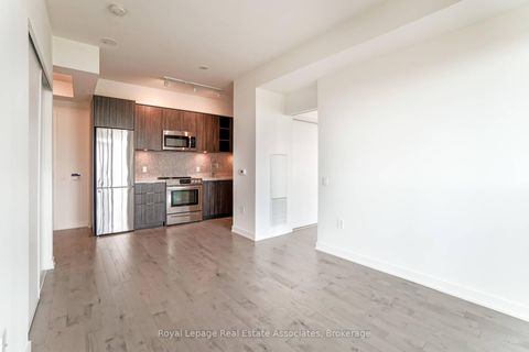 Photo 11 at 1208 - 30 Ordnance Street, Niagara, Toronto