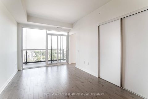 Photo 12 at 1208 - 30 Ordnance Street, Niagara, Toronto