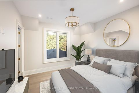 Photo 16 at 47 Danville Drive, Windfields, Toronto