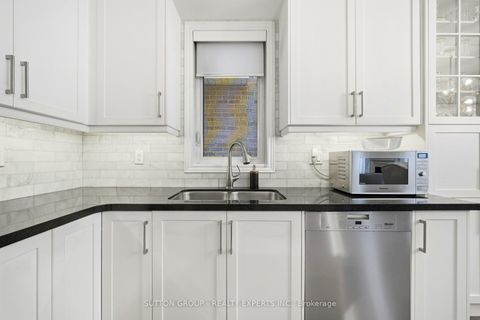 Photo 13 at 146 Beaconsfield Drive, Kleinburg, Vaughan