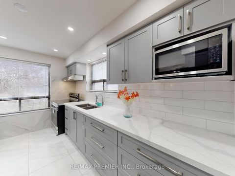 Photo 7 at 30 Moncrieff Drive, Kipling, Toronto