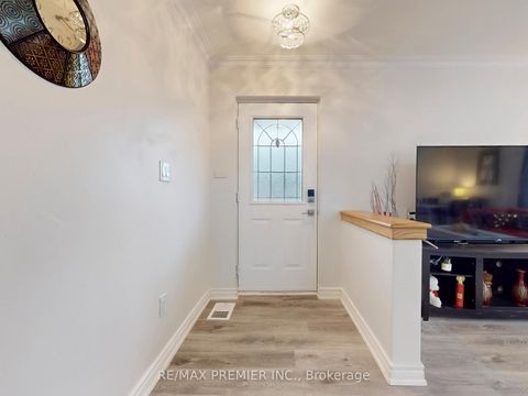 Photo 9 at 30 Moncrieff Drive, Kipling, Toronto